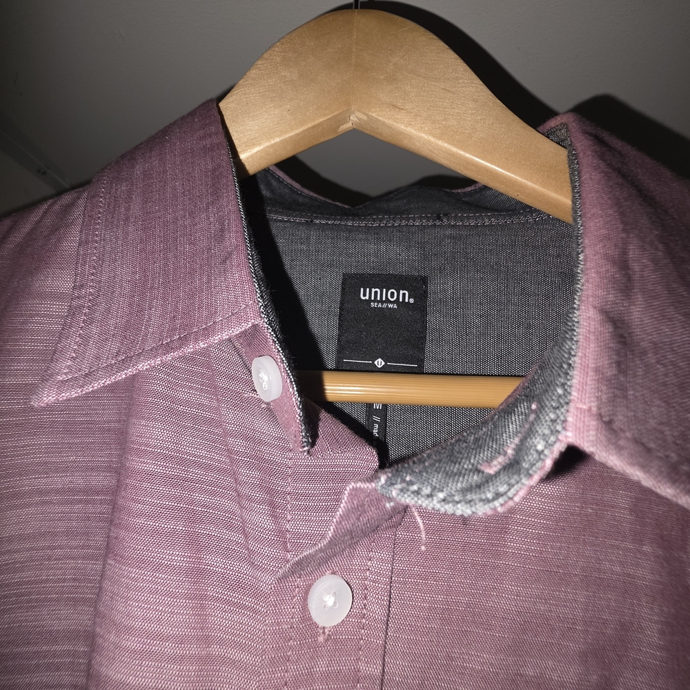Mens Nwt Mauve Cotton Button Down. 100% cotton Crisp Look W/Jeans,shorts,Khakis